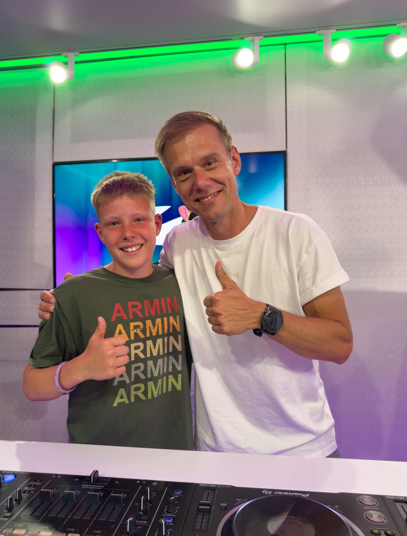 Ivo met zijn muzikale voorbeeld